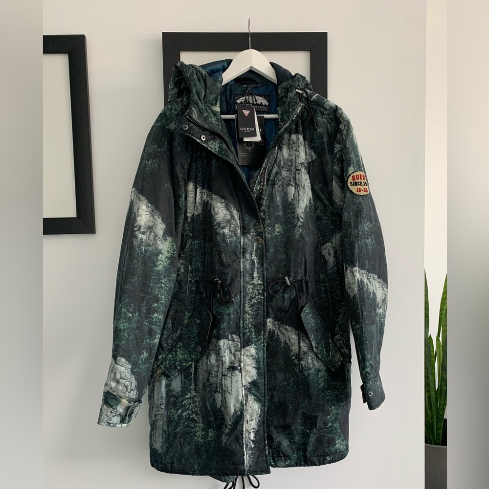 NWT Guess Outdoor Parka Size S – Water & Wind Resistant